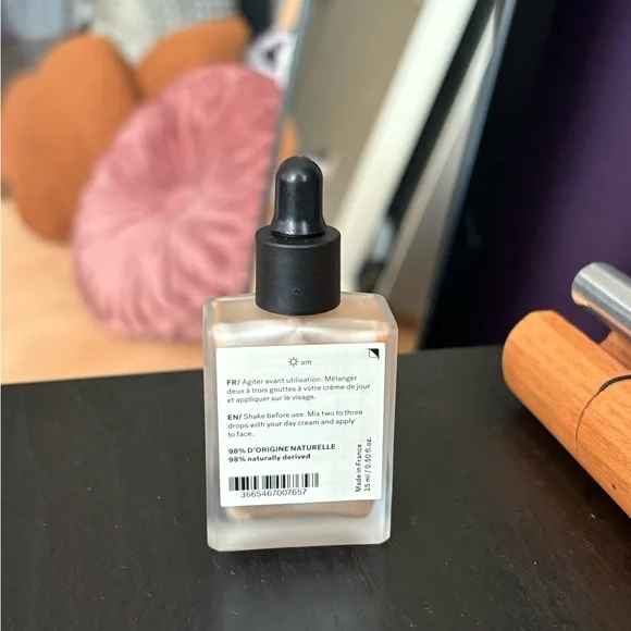 Typology Glow Drops with Vitamin C and Aloe Vera - Picture 5 of 6